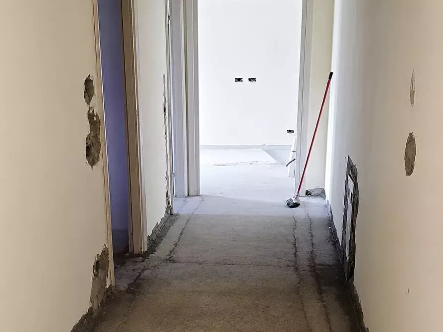 Immagine 3 di Pentalocale in vendita  in San Fosseto 132 a San Salvatore Monferrato