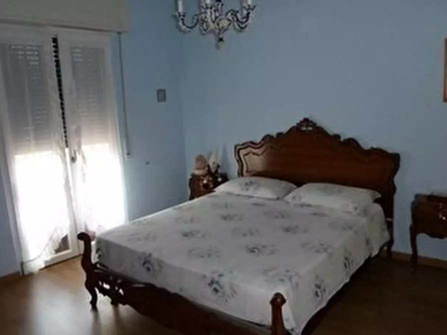 Immagine 7 di Pentalocale in vendita  in Via Domenico Carli 90 a Serra Riccò