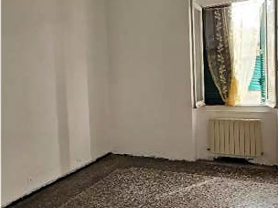 Immagine 5 di Pentalocale in vendita  in Via Caterina Rossi 1 a Genova
