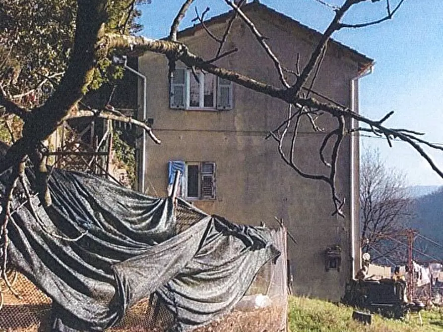 Immagine 9 di Pentalocale in vendita  in Via Pino di Murta 9 a Genova