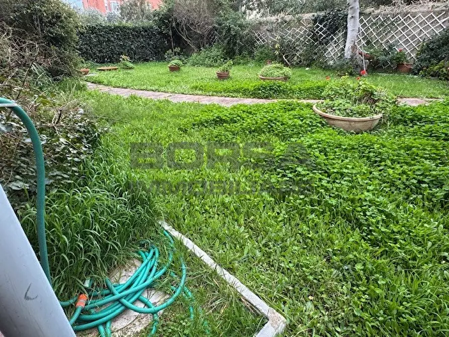 Immagine 19 di Appartamento in vendita  in Via della Gorgona a Livorno