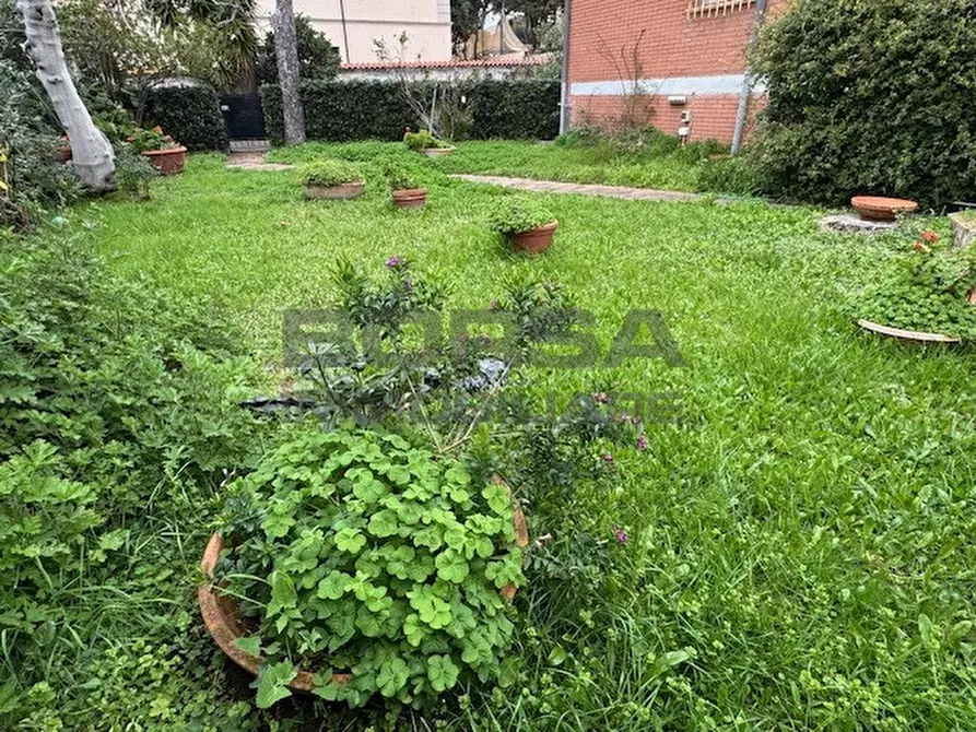 Immagine 17 di Appartamento in vendita  in Via della Gorgona a Livorno