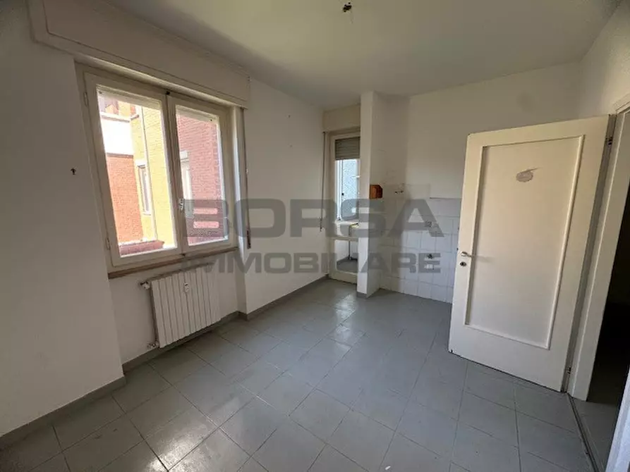 Immagine 6 di Quadrilocale in vendita  in Via della Bastia a Livorno