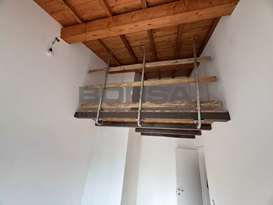 Immagine 13 di Appartamento in vendita  in Via delle Sorgenti 402 a Livorno