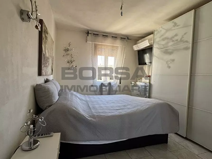 Immagine 12 di Bilocale in vendita  in Via Serristori 4 a Livorno