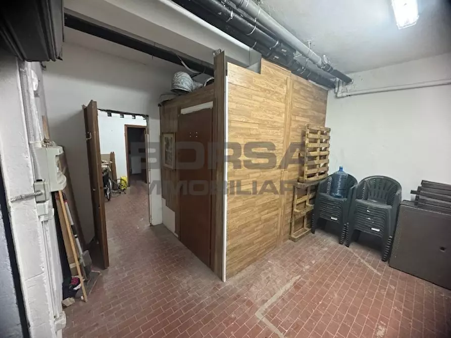 Immagine 44 di Appartamento in vendita  in Piazza Attias 48 a Livorno