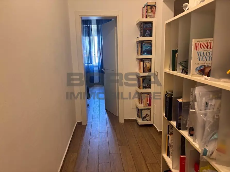 Immagine 2 di Trilocale in vendita  in Via Enrico Mayer 67 a Livorno