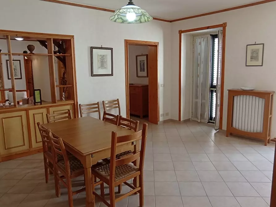 Immagine 5 di Casa indipendente in affitto  a Ragusa