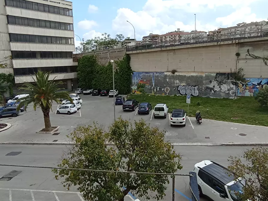 Immagine 21 di Ufficio in vendita  a Ragusa