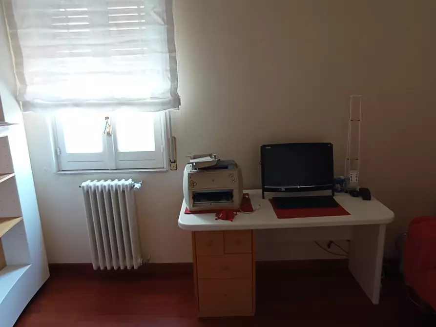 Immagine 19 di Pentalocale in vendita  a Ragusa
