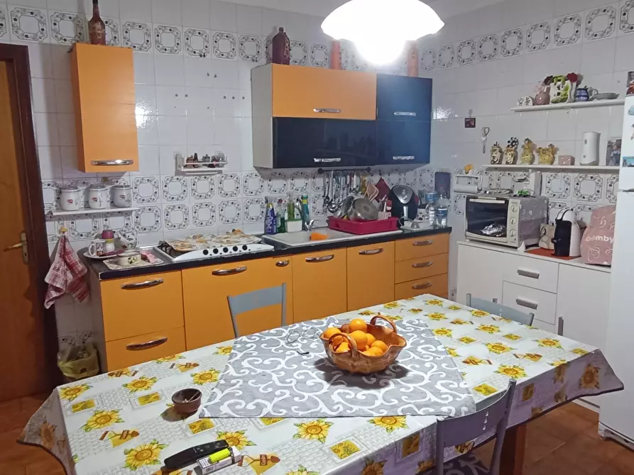 Immagine 5 di Trilocale in vendita  a Ragusa