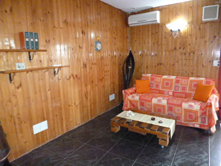 Immagine 8 di Quadrilocale in affitto  a Ragusa