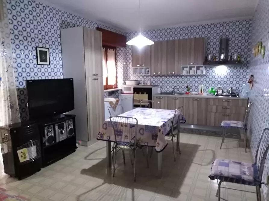 Immagine 9 di Pentalocale in vendita  a Ragusa