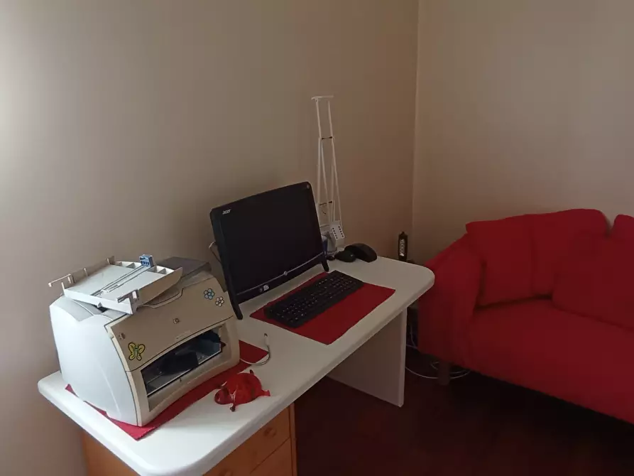 Immagine 21 di Pentalocale in vendita  a Ragusa