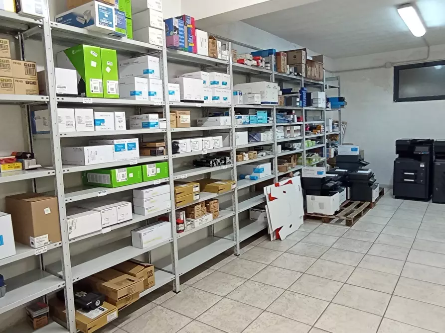 Immagine 16 di Ufficio in vendita  a Ragusa