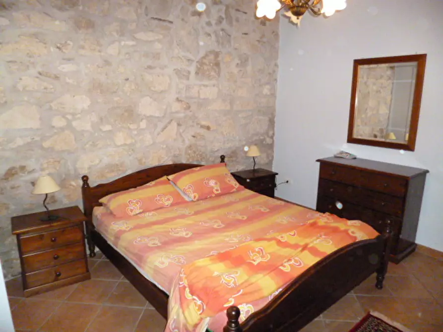 Immagine 7 di Bilocale in affitto  a Ragusa