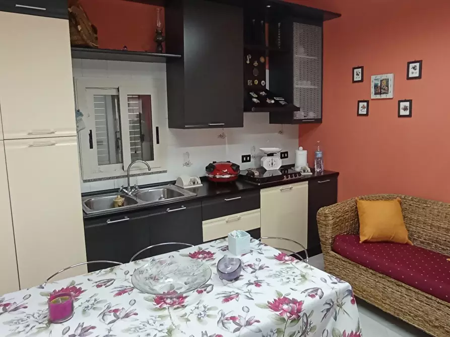 Immagine 4 di Casa indipendente in affitto  a Chiaramonte Gulfi