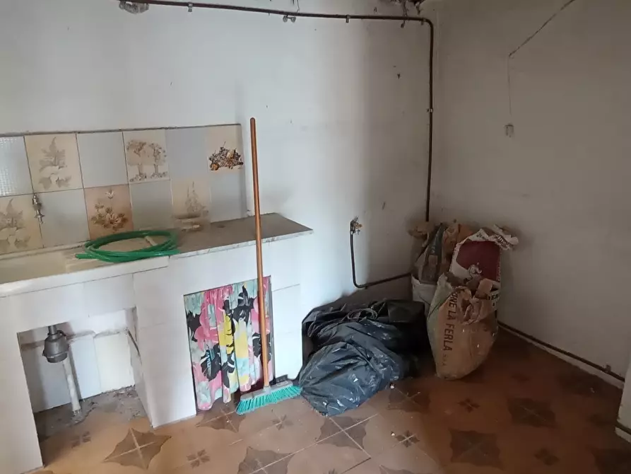 Immagine 9 di Casa indipendente in vendita  a Chiaramonte Gulfi