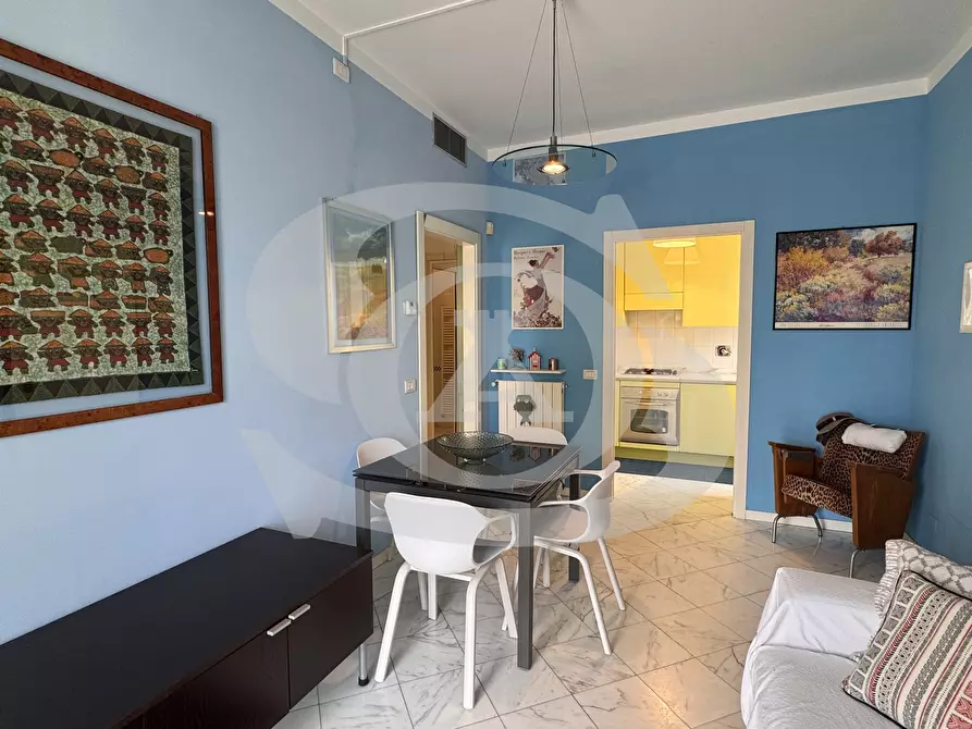 Immagine 30 di Bilocale in vendita  in Viale dei pepi 1 a Ospedaletti