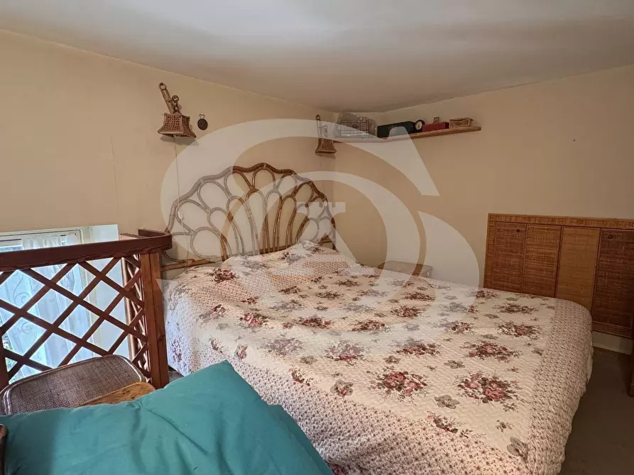 Immagine 15 di Bilocale in vendita  in Via Cavalieri di Rodi 2 a Ospedaletti