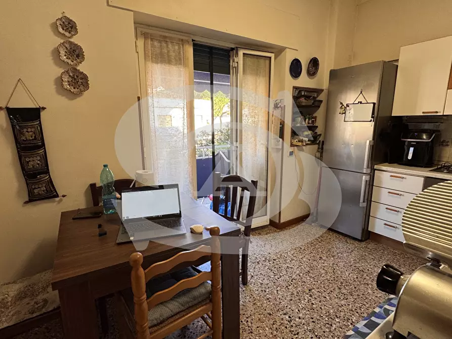 Immagine 5 di Trilocale in vendita  in Corso Regina Margherita 39 a Ospedaletti