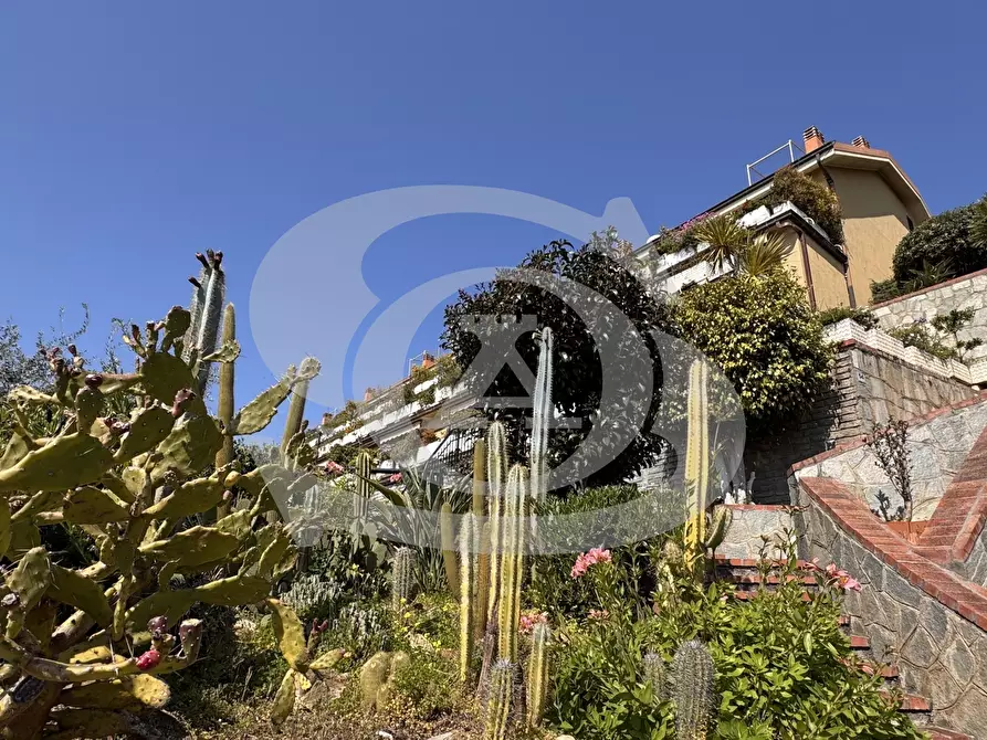 Immagine 33 di Bilocale in vendita  in Via Padre Semeria 54 a Ospedaletti