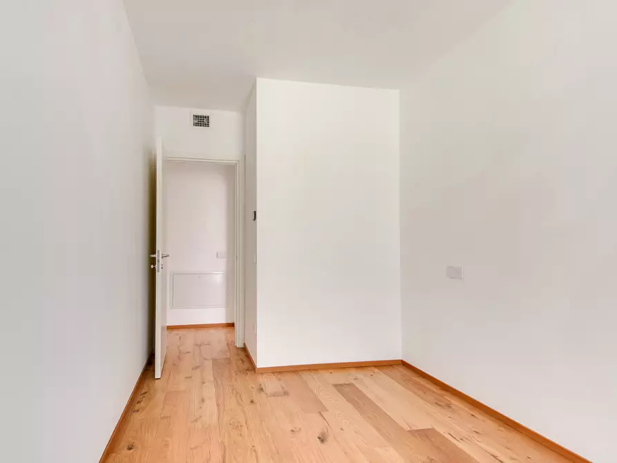 Immagine 36 di Quadrilocale in vendita  in Via L. C. Farini 291 a Cesena