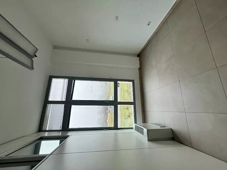 Immagine 20 di Ufficio in vendita  a Cesena