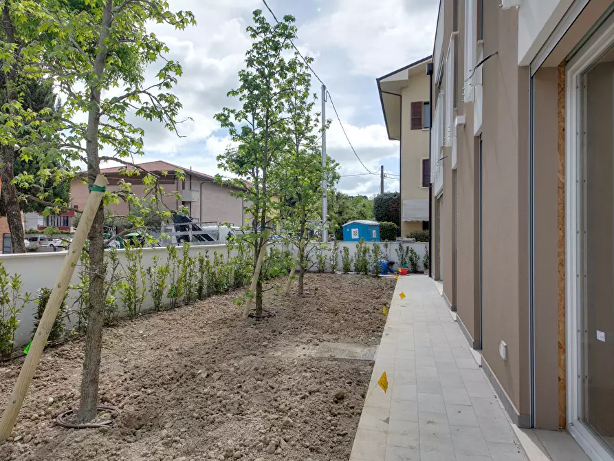 Immagine 49 di Quadrilocale in vendita  in Via L. C. Farini 291 a Cesena