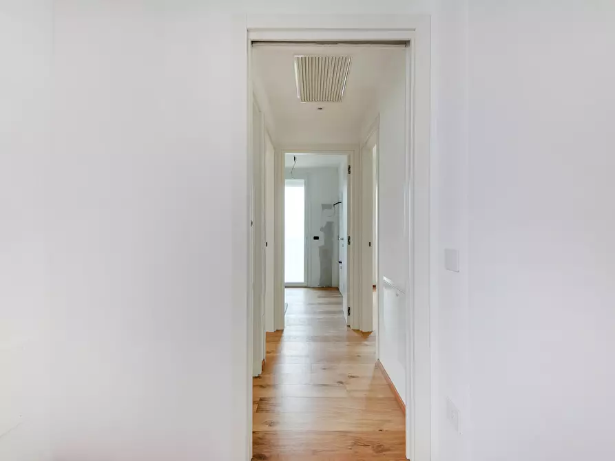 Immagine 18 di Quadrilocale in vendita  in Via L. C. Farini 291 a Cesena