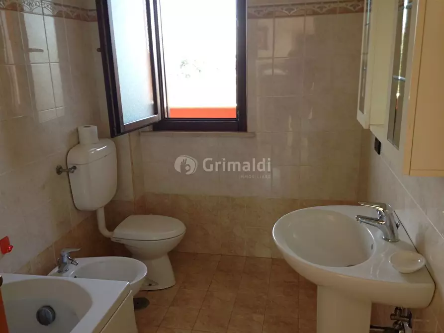 Immagine 7 di Bilocale in vendita  in VIA CAVALLO MORTO 54 a Anzio