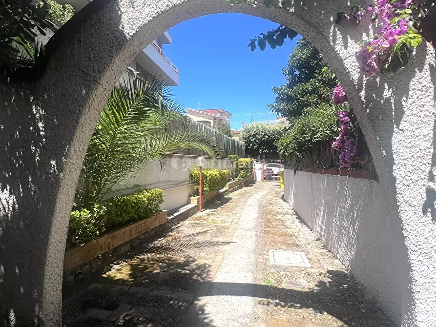 Immagine 10 di Attico in vendita  in Viale Ametista 42 a Anzio