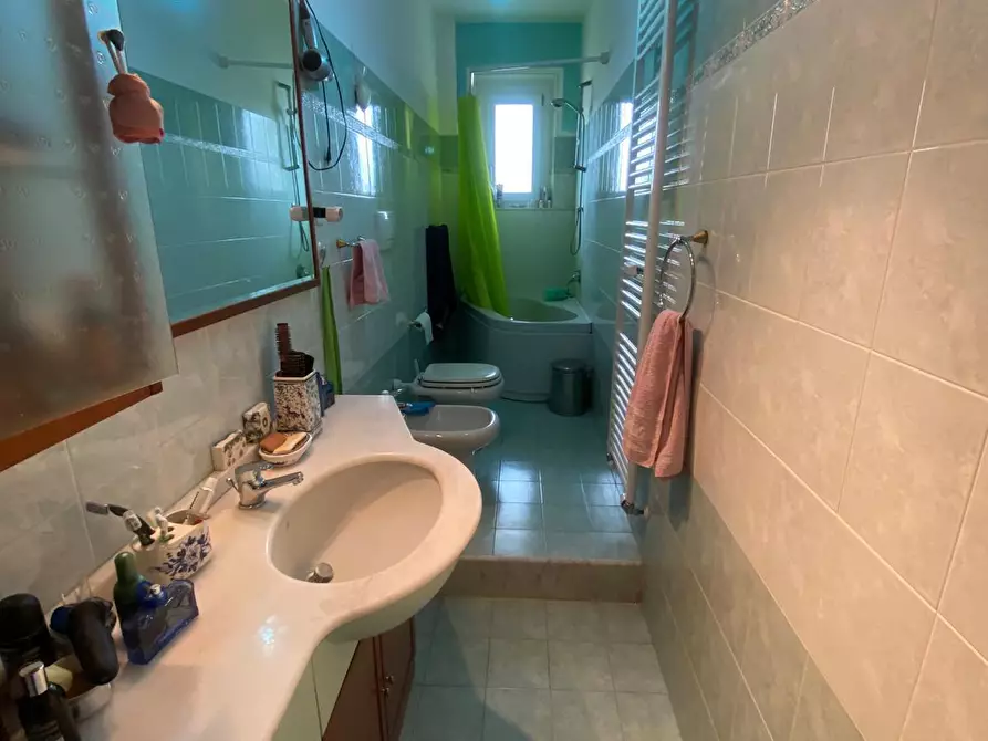 Immagine 12 di Quadrilocale in vendita  a Sestri Levante