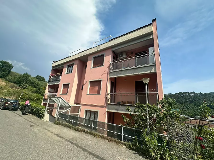 Immagine 1 di Bilocale in vendita  in Via San D'Acquisto 8 a Casarza Ligure