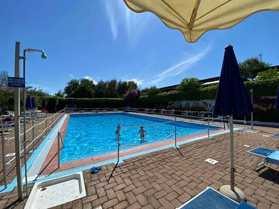 Immagine 26 di Trilocale in vendita  in Via Olanda 159 a Sestri Levante