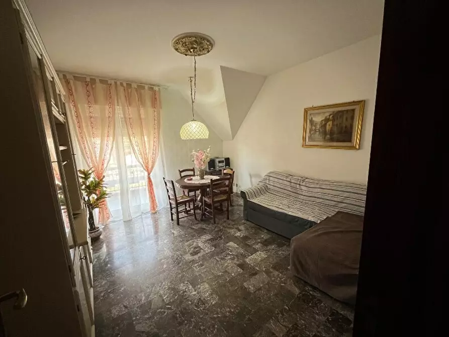 Immagine 5 di Trilocale in vendita  in Via delle Pesche a Casarza Ligure