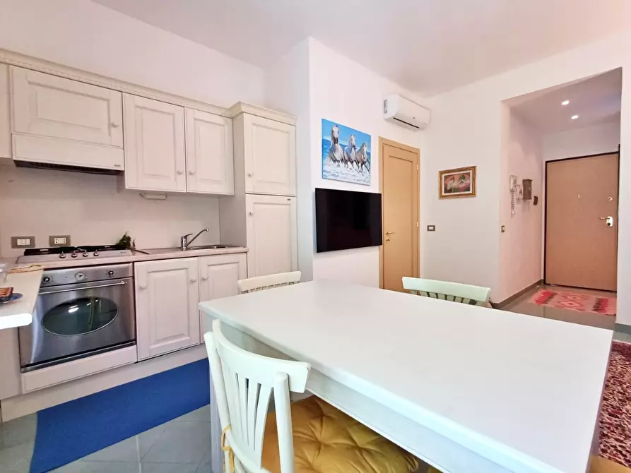 Immagine 3 di Trilocale in vendita  in Via Novara 2 a Sestri Levante