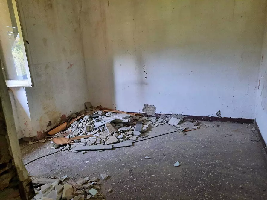 Immagine 5 di Porzione di casa in vendita  in Via Pontano 37 a Castiglione Chiavarese