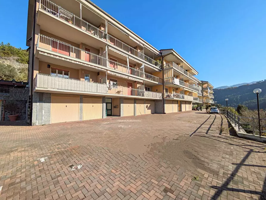 Immagine 9 di Appartamento in vendita  in Via Battaglione I. Zinara 21 a Deiva Marina