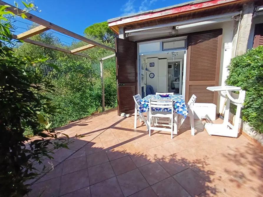 Immagine 1 di Monolocale in vendita  in Via Olanda 157 a Sestri Levante