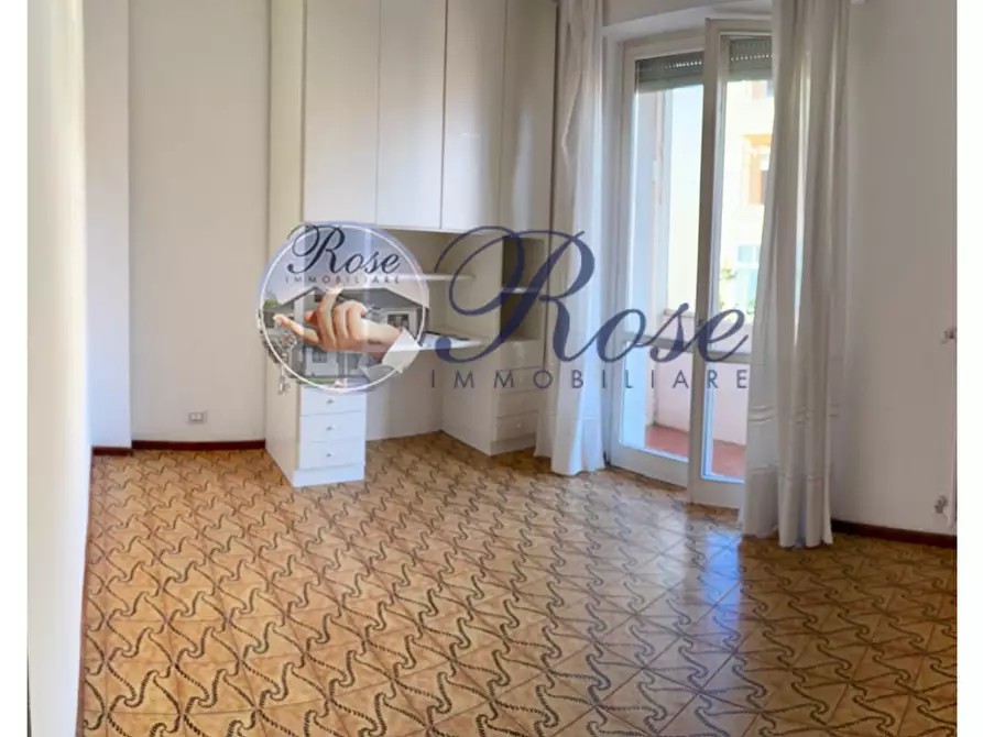 Immagine 2 di Pentalocale in vendita  a Livorno