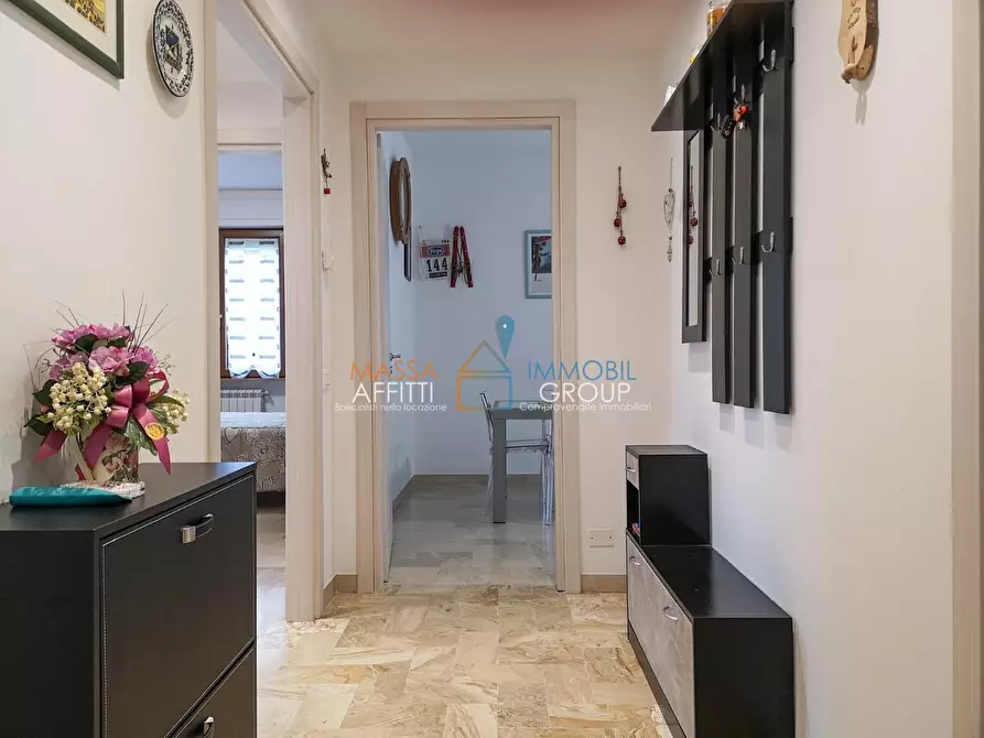 Immagine 9 di Quadrilocale in vendita  in Via Marina Vecchia 388 a Massa