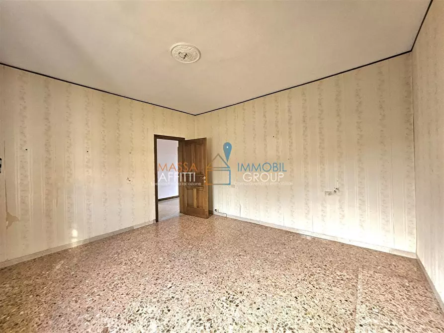 Immagine 12 di Porzione di casa in vendita  in Via Pratta 6 a Massa