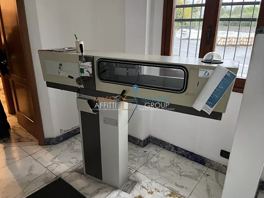 Immagine 9 di Attività artigianale in vendita  in Via Madonna del Golfo 14 a Massa