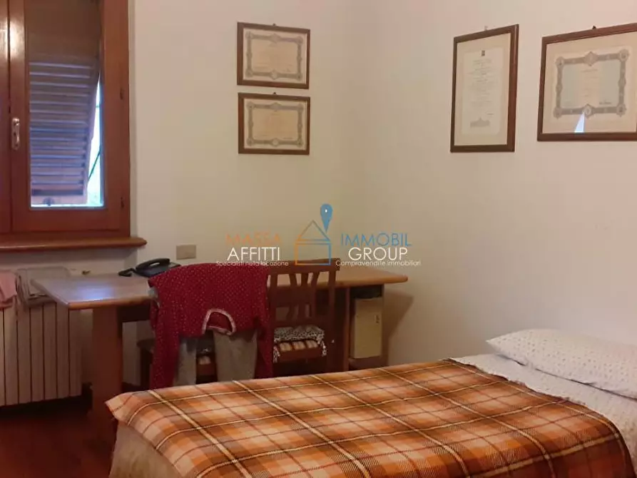 Immagine 7 di Pentalocale in vendita  in Via G. Carducci 185 a Massa