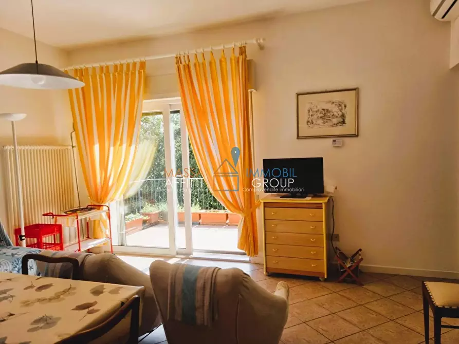 Immagine 5 di Pentalocale in vendita  in Via Paolo Ferrari 18 a Massa