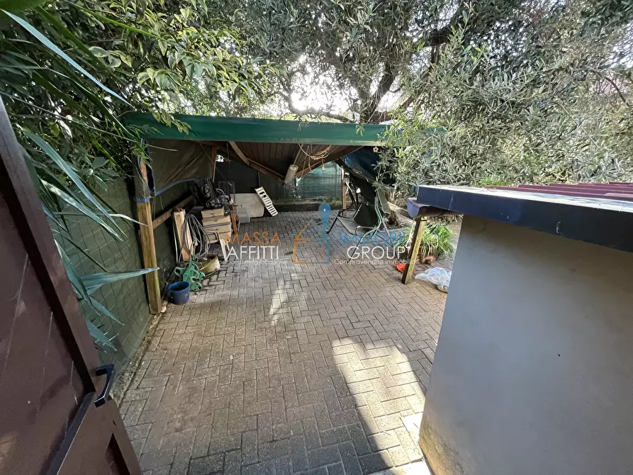 Immagine 3 di Bilocale in vendita  in Via Paolini 9 a Massa