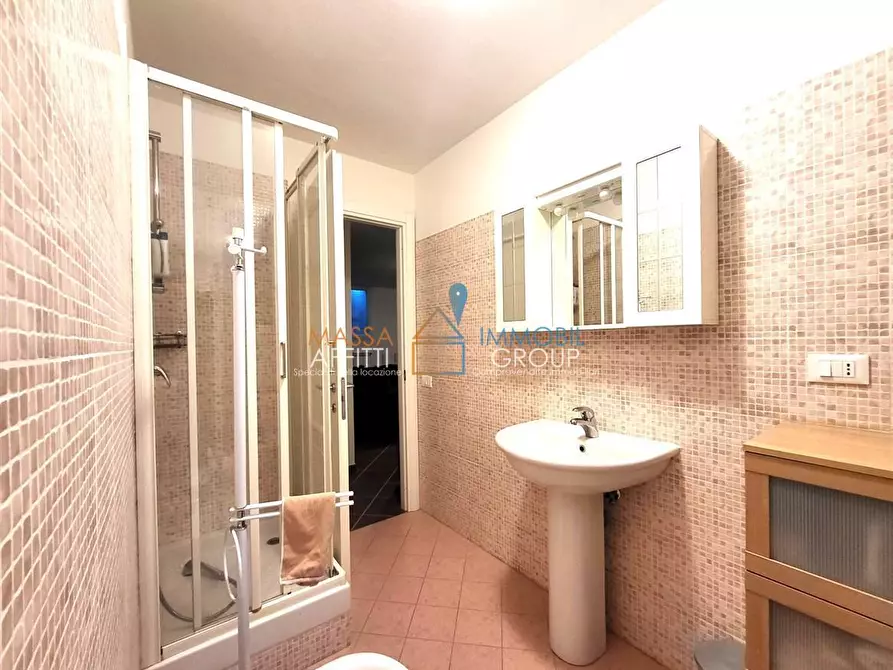 Immagine 24 di Porzione di casa in vendita  in Via Bottaccio a Montignoso