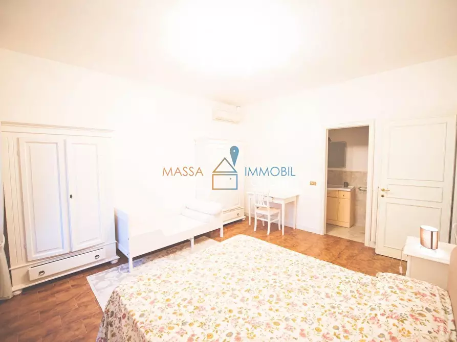 Immagine 12 di Villa in vendita  in Via Donatello 18B a Forte Dei Marmi