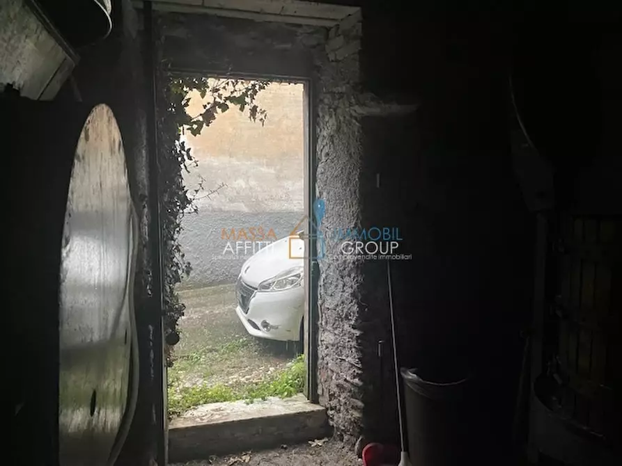 Immagine 23 di Terratetto in vendita  in Vicolo del Golfo 1 a Massa